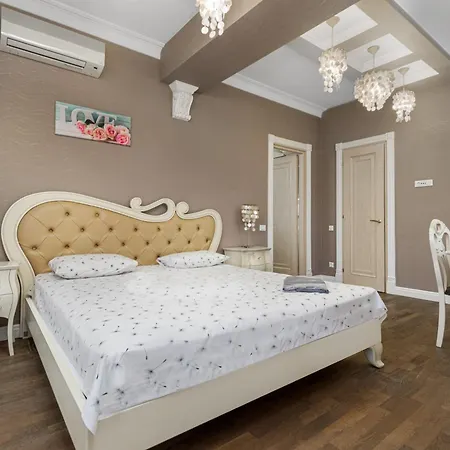 Apartman 1 Grecheskaya Street 2-bedrooms Odessza